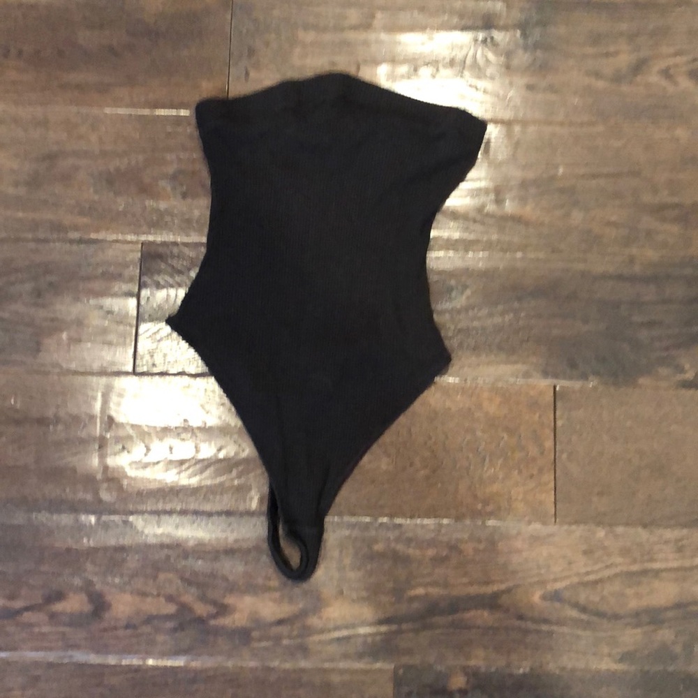 Black strapless body suit